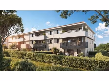 immeuble 71 m² eguilles