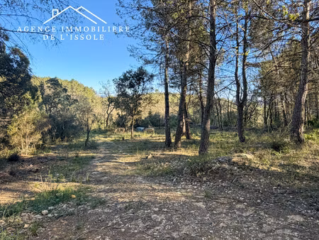 terrain de loisirs  6200m² entretenu  accès par chemin terre