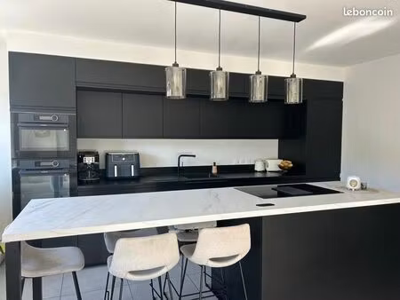 magnifique t3 meublé de 63 m²