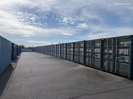 garde meubles - box de stockage