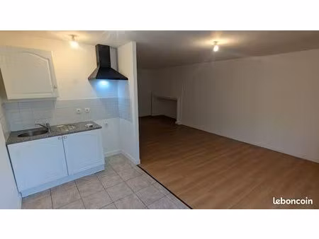 beau t1bis 51m2 très calme 10mn de montélimar s10