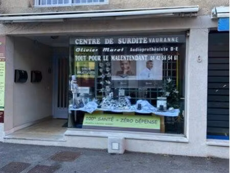 local commercial centre ville