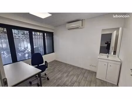 boutique 47 m² gardanne