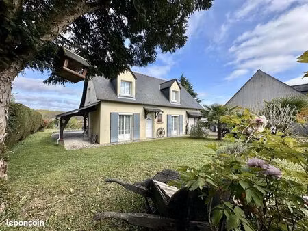 maison 6 pièces 130 m²