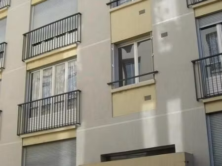 parking 15 m² villeurbanne