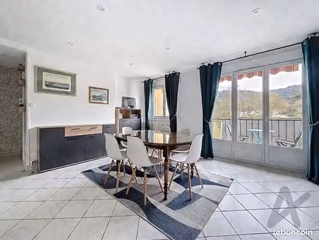 appartement 3 pièces 60 m²