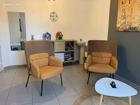 location cabinet paramédical