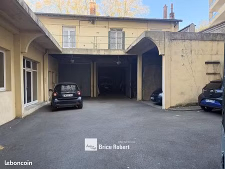 local bureaux 507 m²