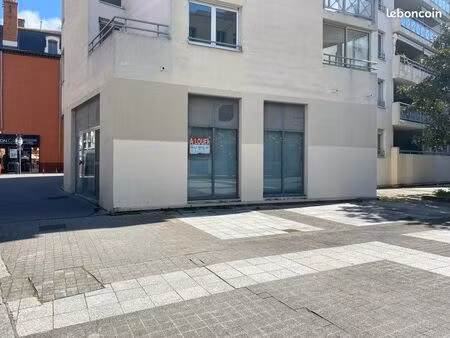 a louer local commercial