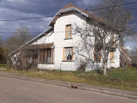 belle maison avec dépendance proche de luxeuil