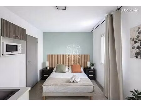 studio 1 pièce 22 m²