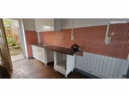 studio 2 pièces 30 m²