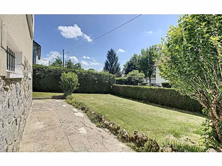 location maison  105.11 m² t-5 à reilhac  860 €