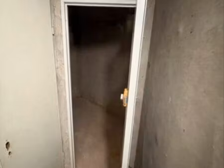 cave saine 5 m² – antibes fontonne - résidence sécurisée avec gardien