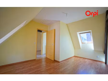 location appartement  m² t-1 à brionne  380 €