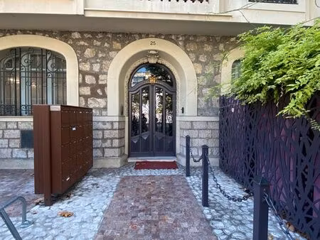 à louer – studio 26 m² – nice centre