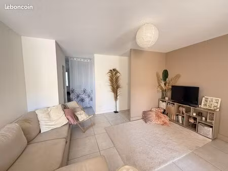 appartement 4 pièces 97 m²