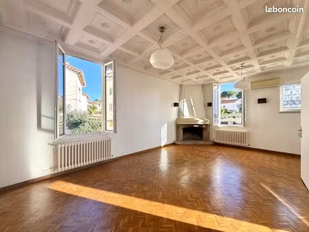 appartement 6 pièces 122 m²