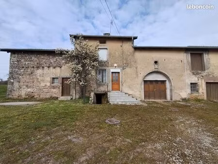 maison 2 pièces 100 m²