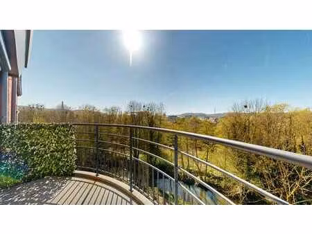 magnifique appart 2ch.vue sur la mehaigne!