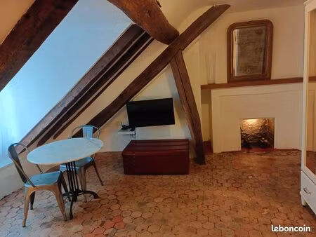 beau 2 pièces au coeur du marais