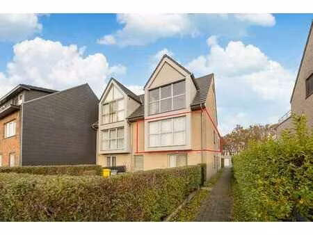 appartement avec terrasse et garage à minderhout