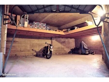 box fermé 2 roues fermé paris 10e