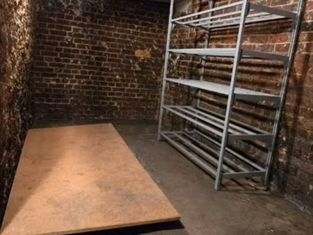 cave 15m2 - saine et securisee