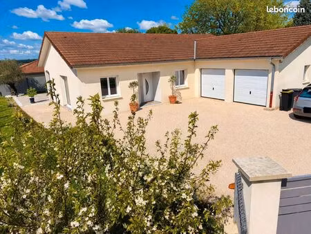 villa dans le revermont