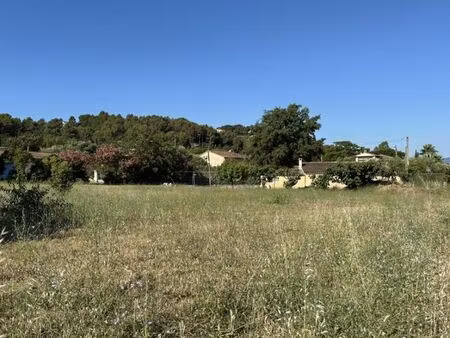 terrain 470 m² pierrefeu du var