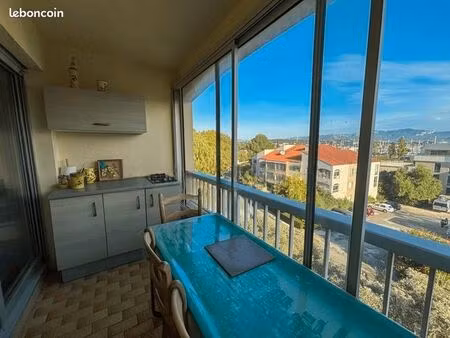 studio 23 m² - saint-mandrier-sur-mer 83430