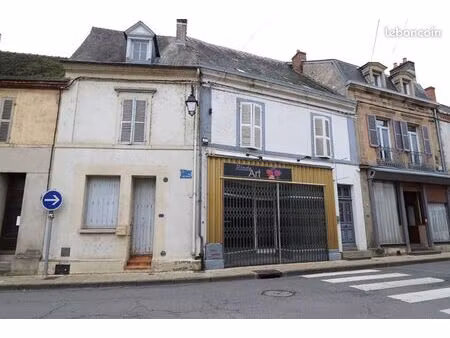 immeuble 7 pièces 220 m²