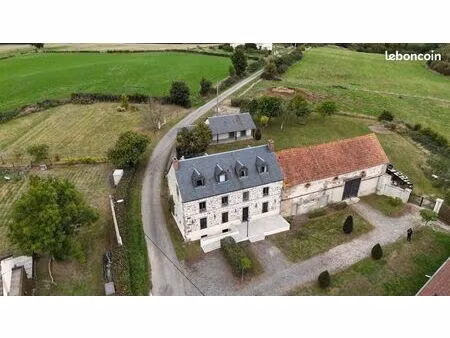 maison 7 pièces 240 m²