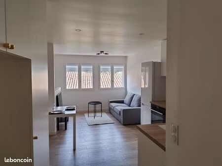 studio refait à neuf