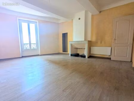 appartement t3 à peyruis