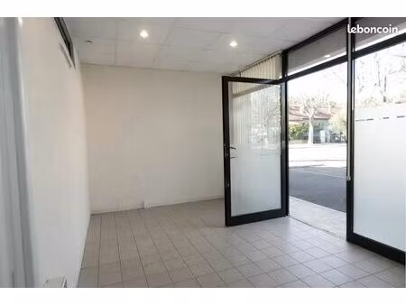local commercial / bureaux 60m2 à louer