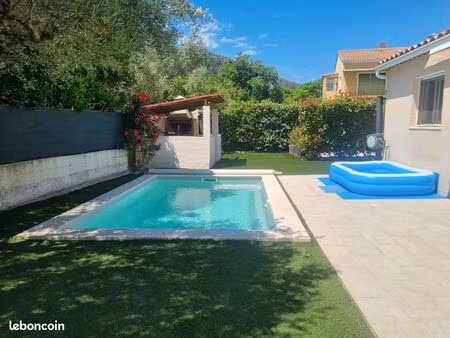 charmante maison individuelle 85m2 avec piscine et jardin au calme meubles inclus