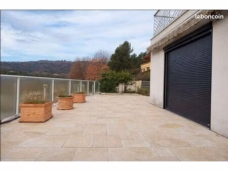 magnifique maison 140m2 terrain 1200m2 sur aiglun