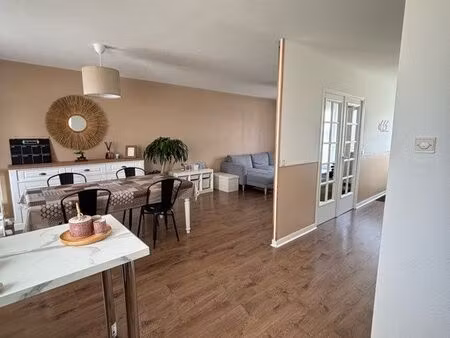 maison rénovée avec jardin