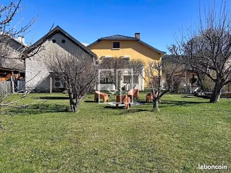ferme 10 pièces 315 m²