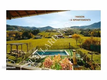 maison 12 pièces 342 m²