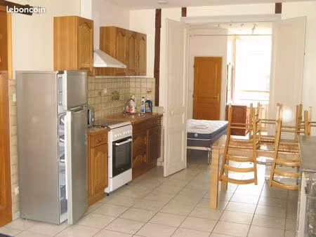 f2 37m² agréable meublé entre sens et troyes