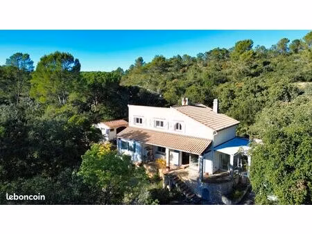 vente | villa | 5p | 3ch | 154 m² | correns | expo sud | terrasse · jardin