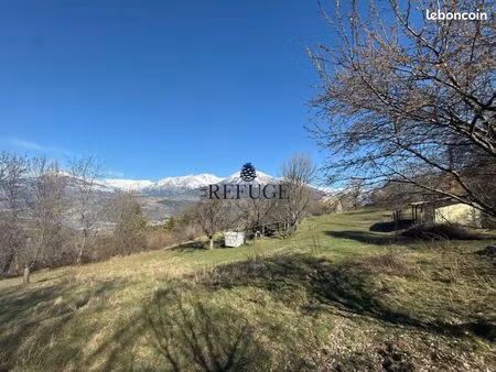 terrain 4055 m² crots