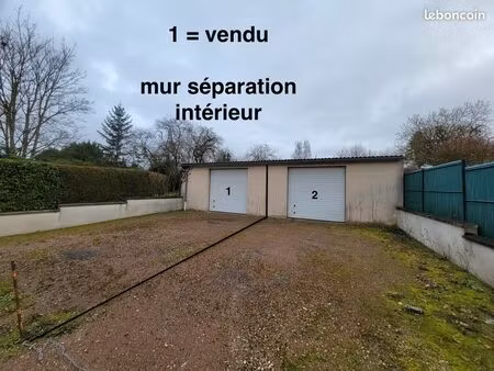 garage spacieux 50 m² sur terrain 123m2 – excellent état