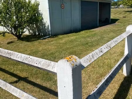 vends terrain 1900 m2 dans (l'yonne)