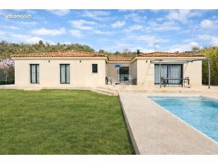 villa 6 pièces 144 m²