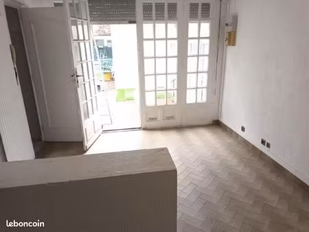 studio 1 pièce 18 m²