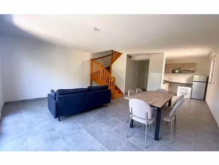 location appartement  m² t-4 à eaunes  1 100 €