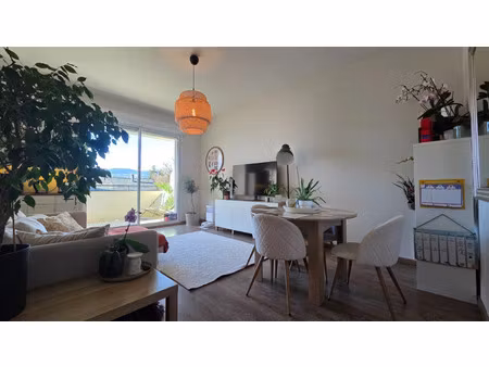 appartement à vendre bourg madame 4 pièce(s) 76m2 180 000€